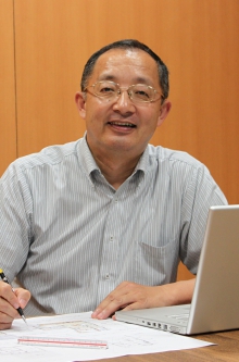 伊東誠三
